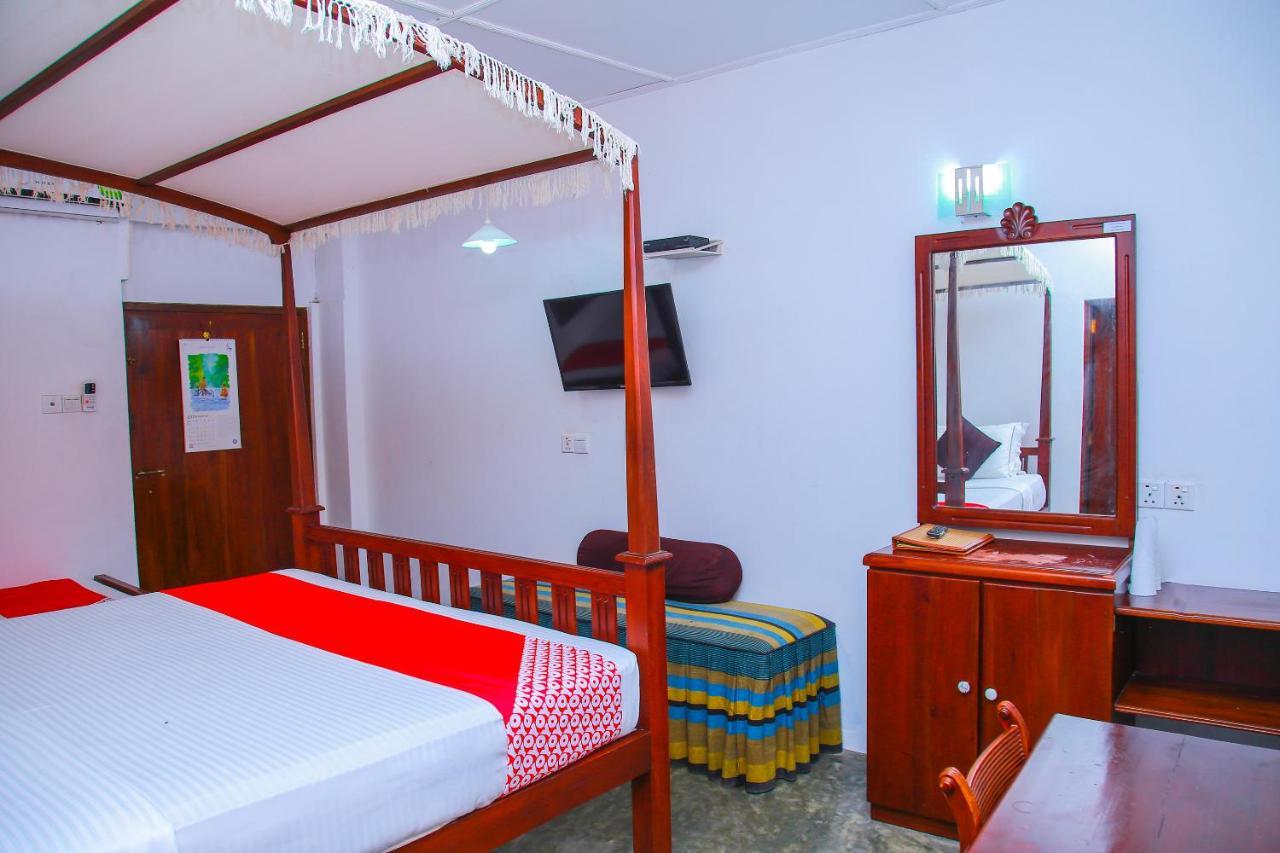 Hotel Nawathana Matara Exterior photo