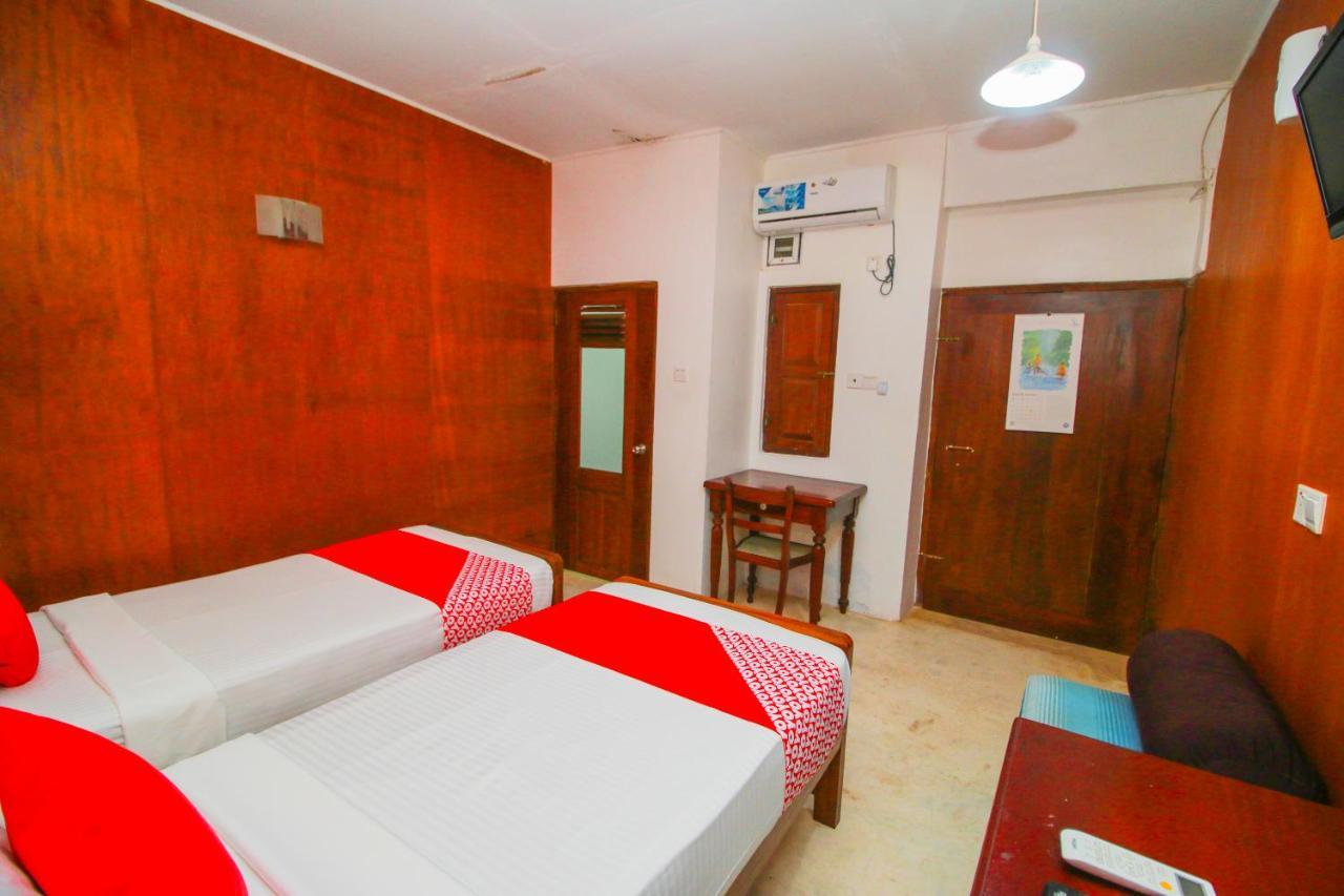 Hotel Nawathana Matara Exterior photo