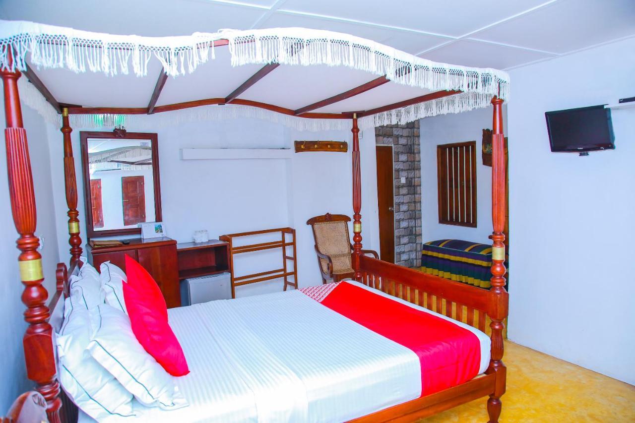 Hotel Nawathana Matara Exterior photo