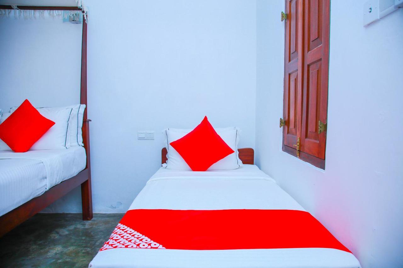Hotel Nawathana Matara Exterior photo